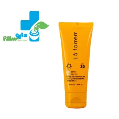 عکس ضد آفتاب بی رنگ و ضد لک لافارر SPF30 (پوست چرب و آکنه دار)